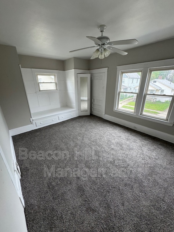 7923 Connecticut Ave – photo 2
