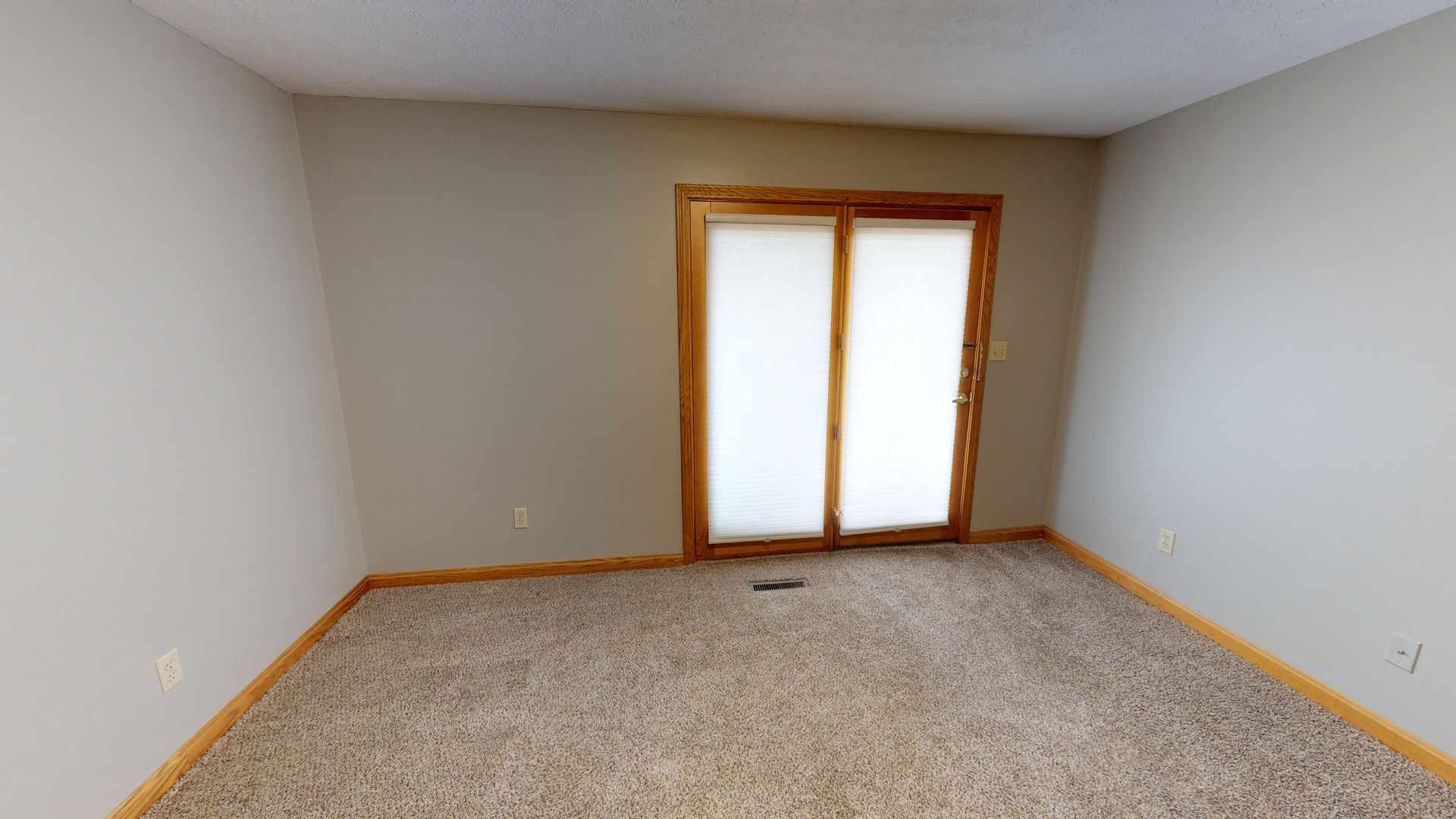 598 North St unit Front 1 – photo 3