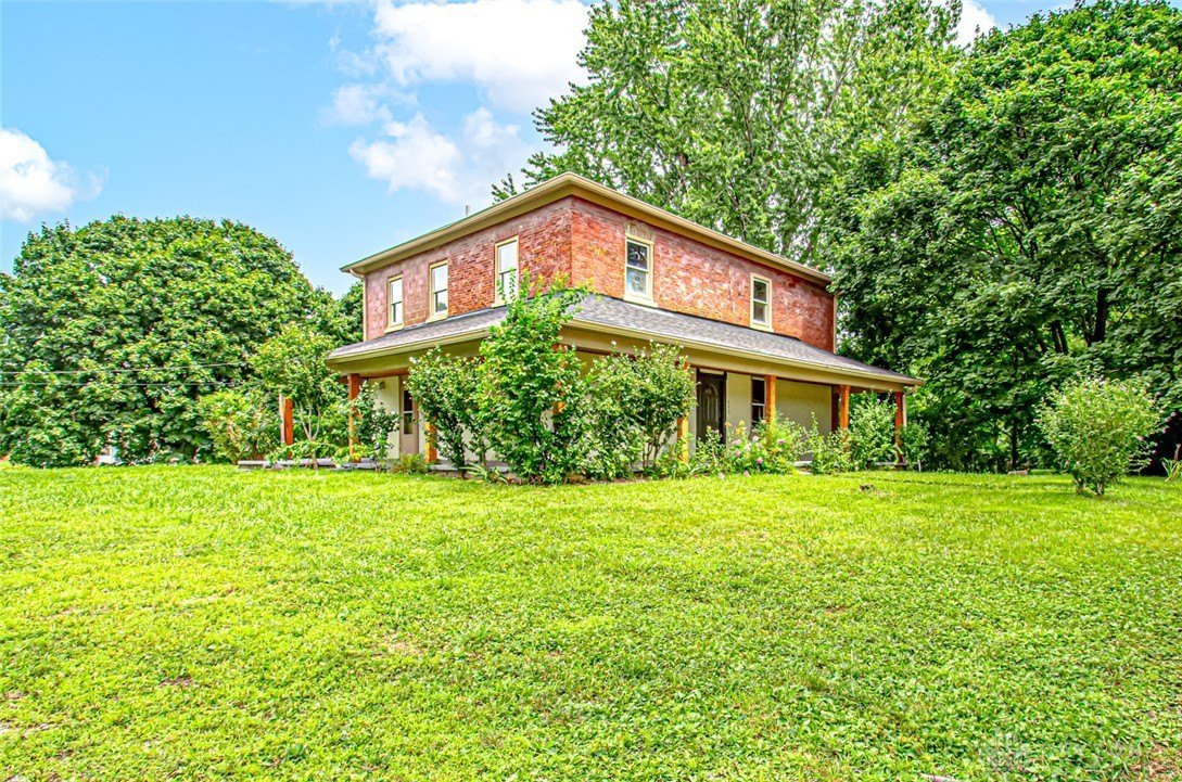 117 Montgomery Ave – photo 2