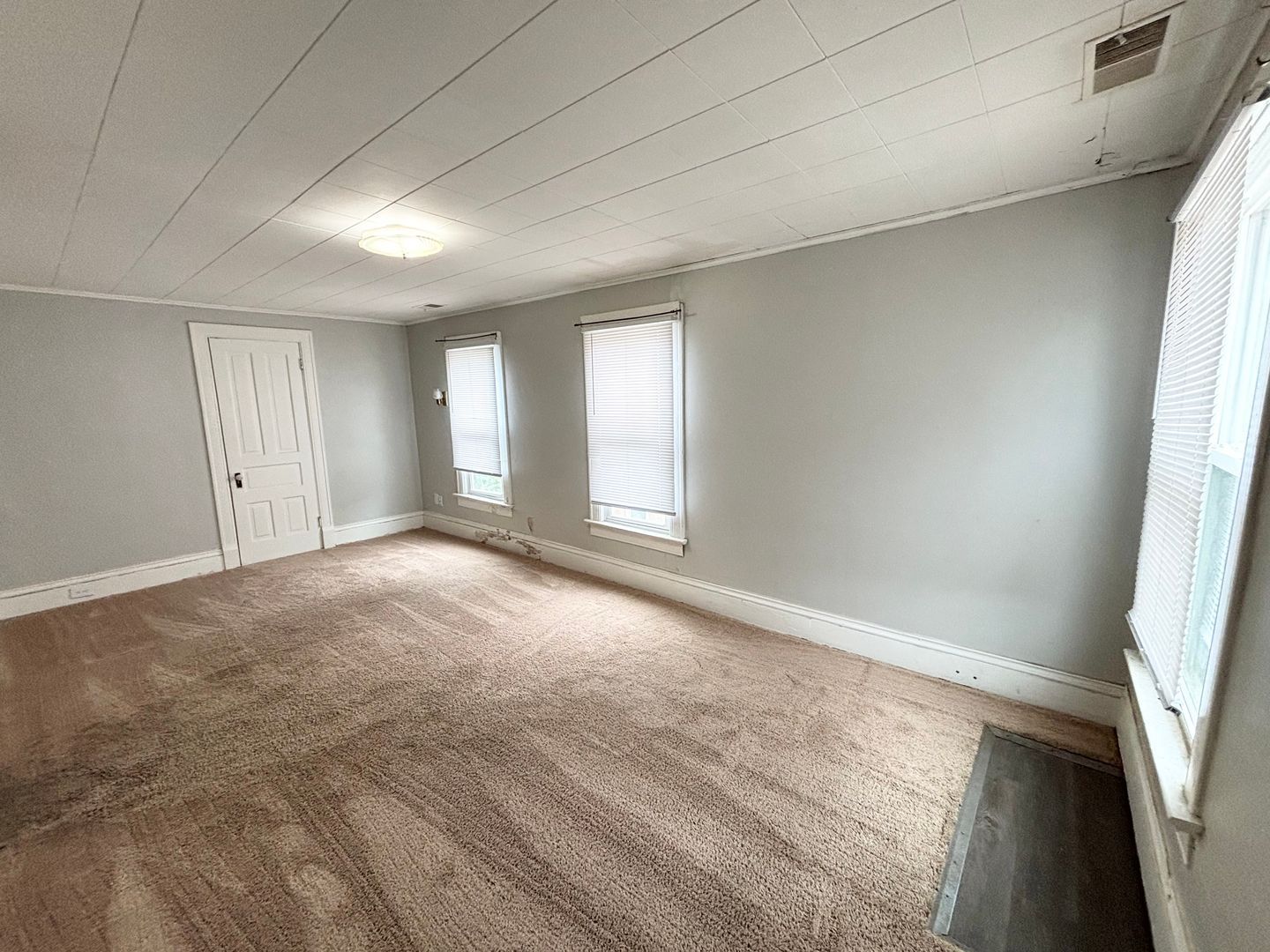 704 W Mulberry St unit Unit 2 – photo 4