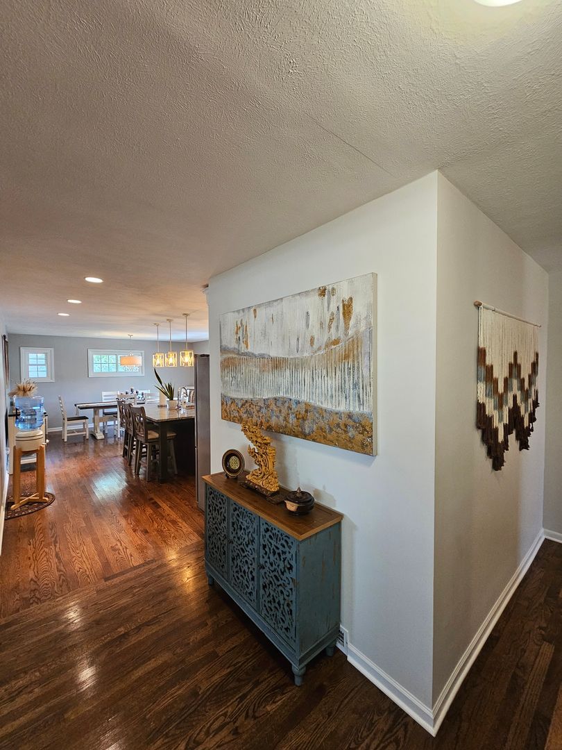 5648 Beacon Hill Dr – photo 4