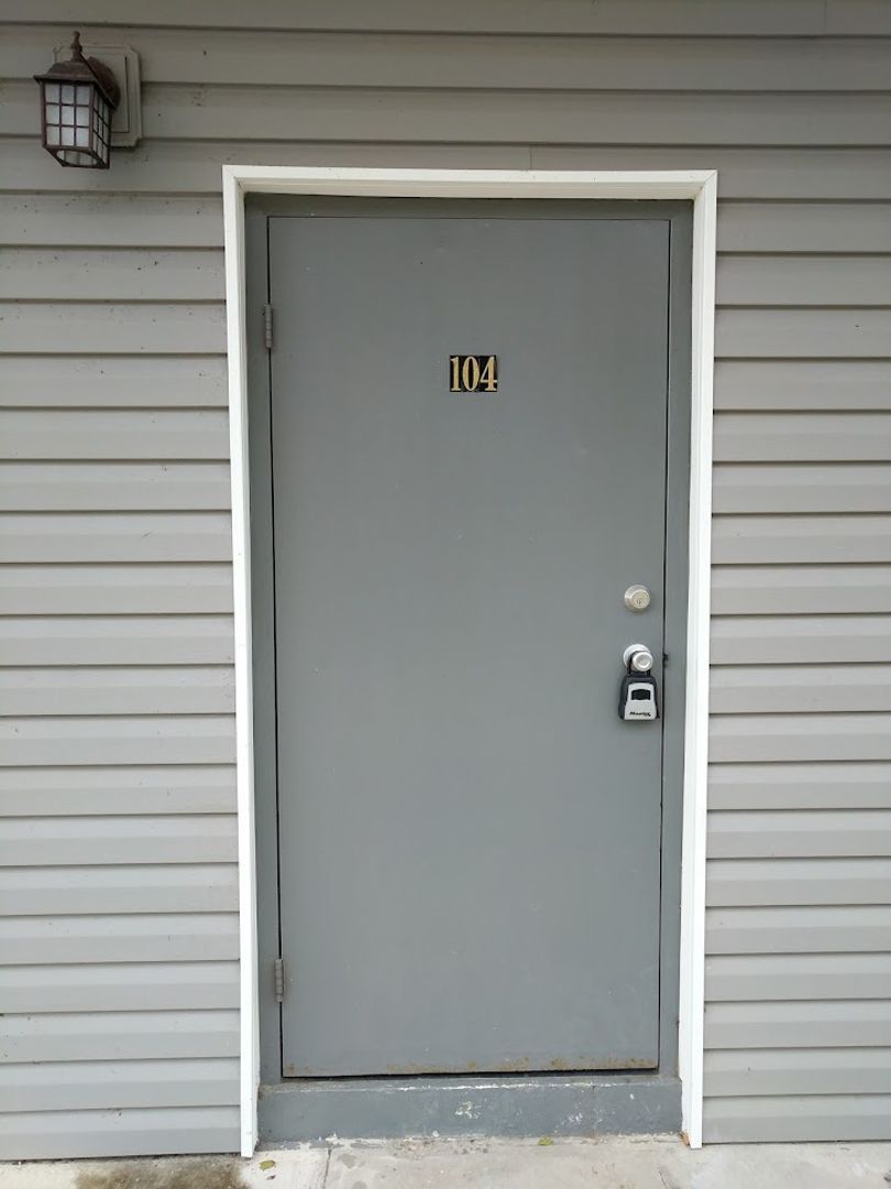 13373 PA-618 unit Apt. 104 – photo 2