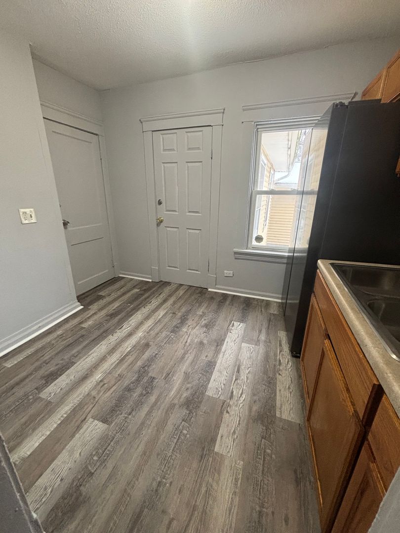 866 E 130th St – photo 5