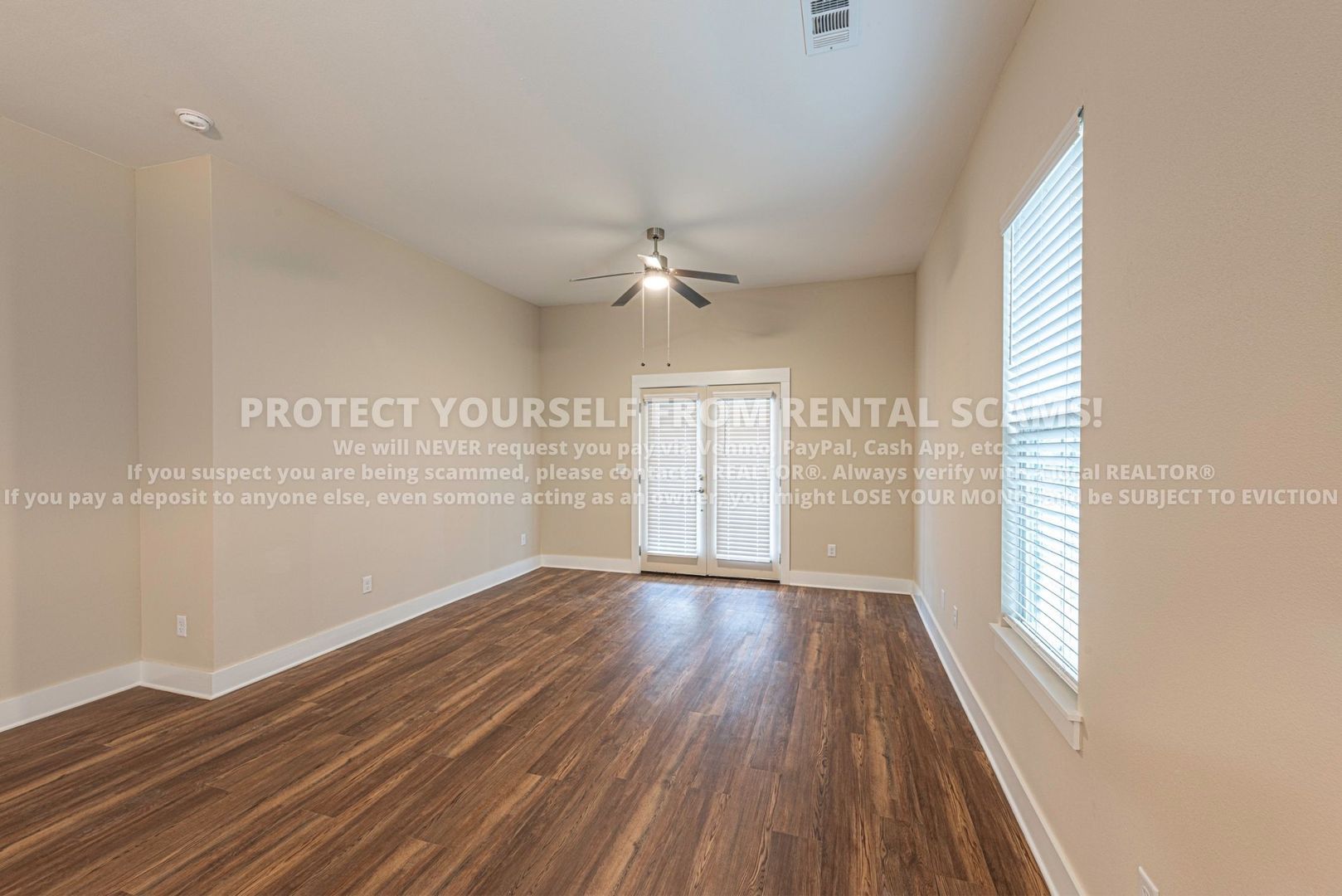 874 S Hill Ave unit 101 – photo 4