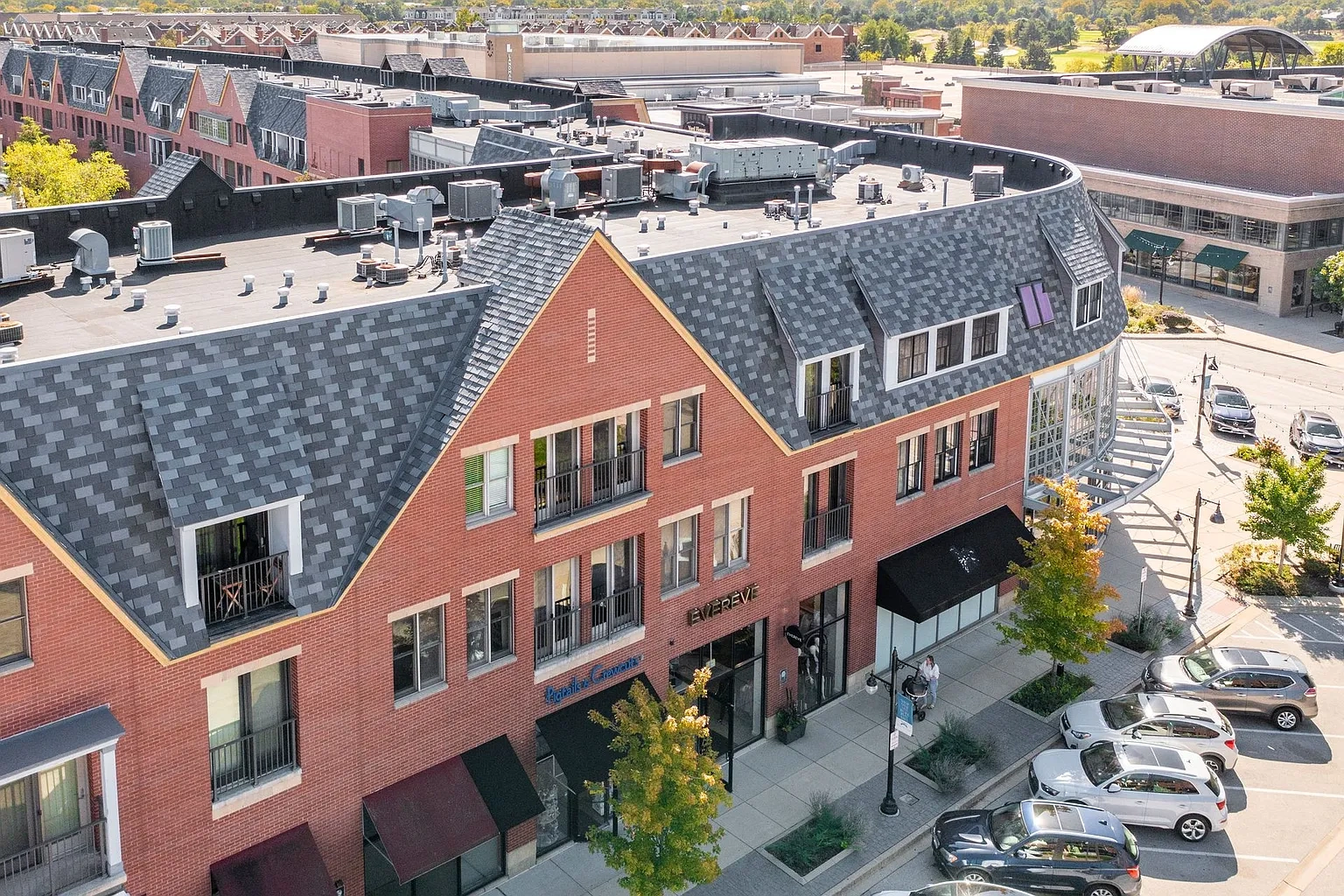 The Residence at the Glen Town Center – photo 5