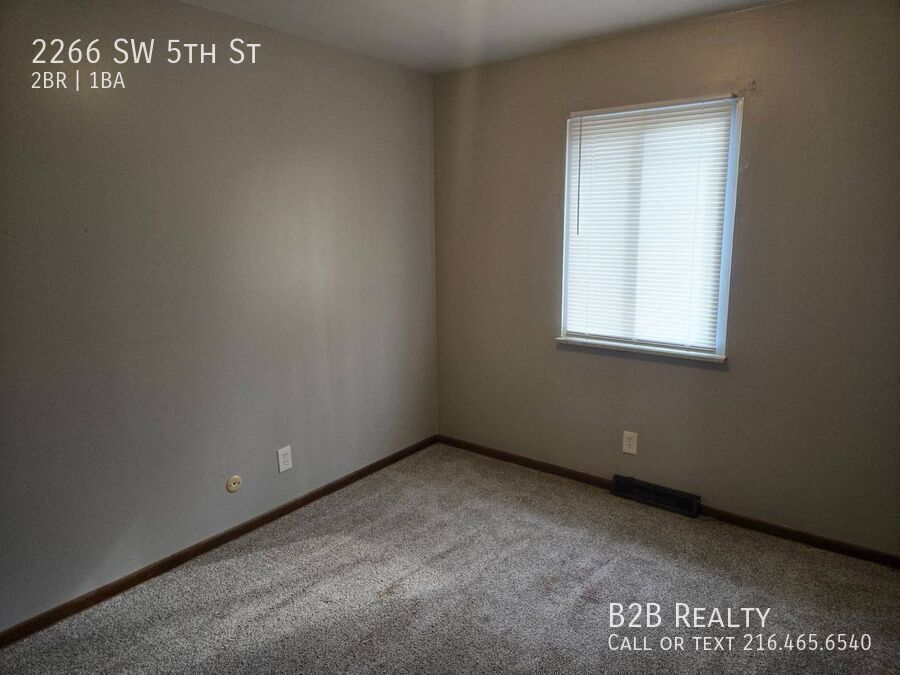 2266 5th St SW – photo 3