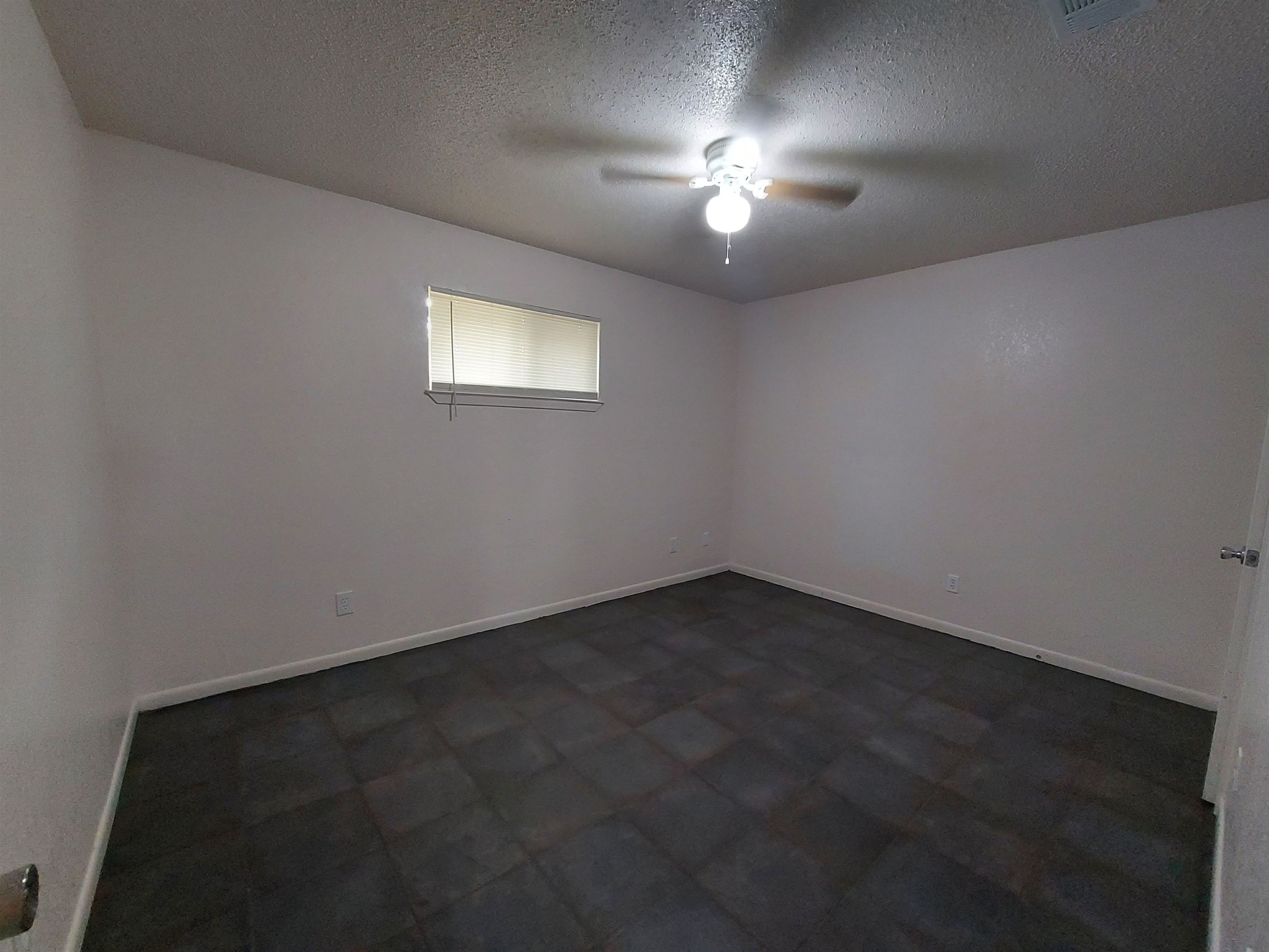 1904 Ridgeview Dr – photo 5