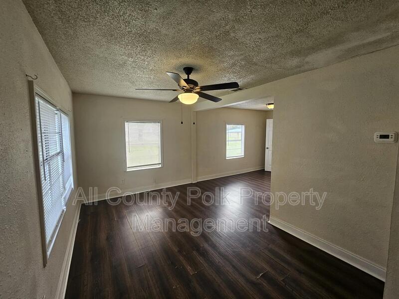 1734 35th St NW – photo 4