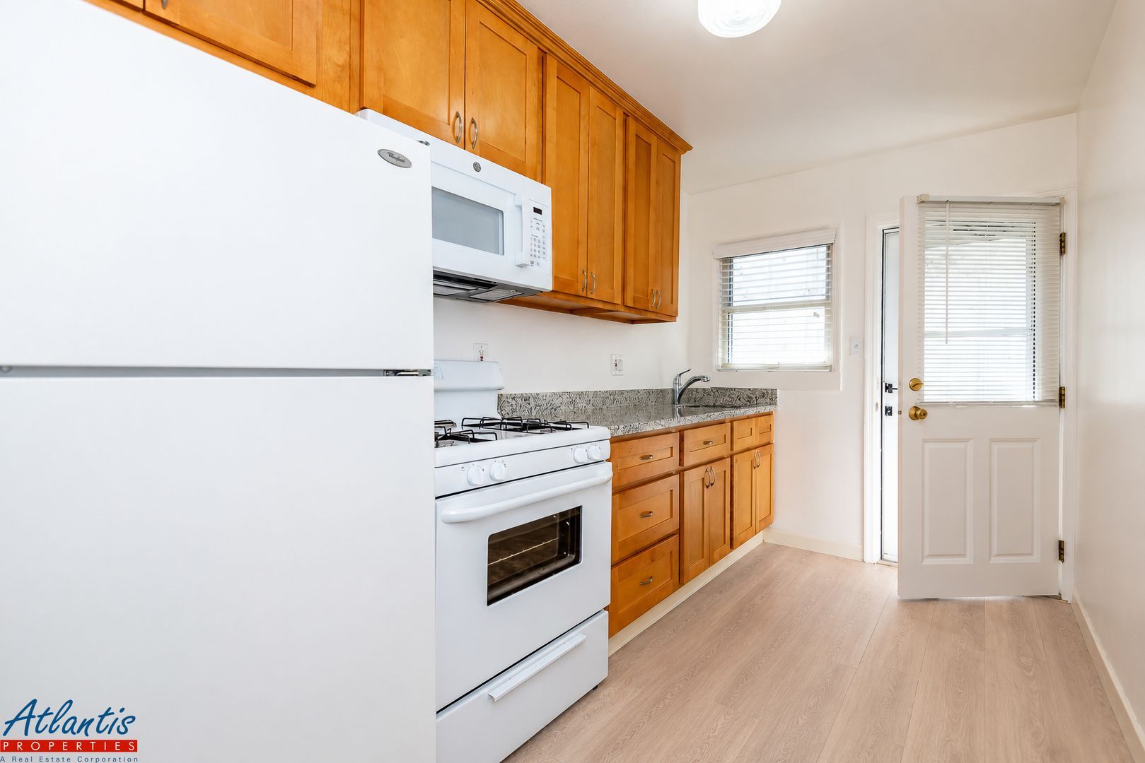 355 N Autumn St unit 355-4 – photo 4