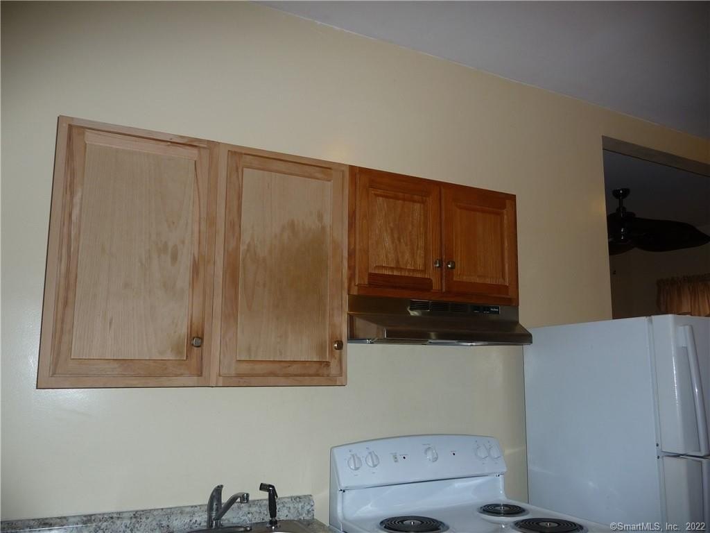 1 Eastview St #FRONT – photo 3