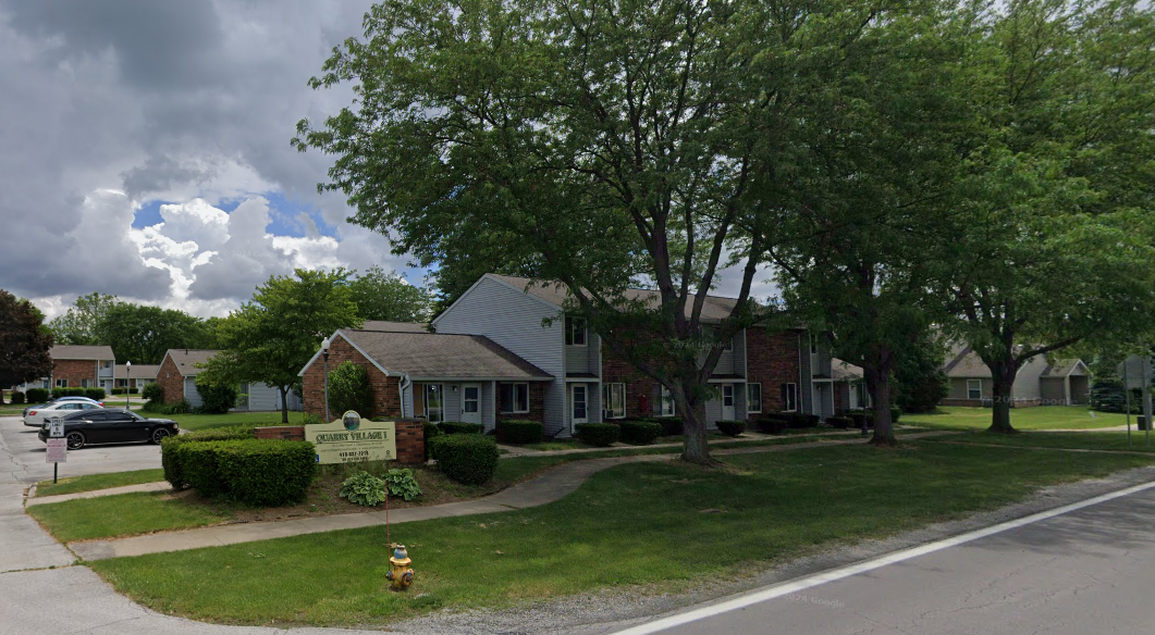735 S Main St – photo 1
