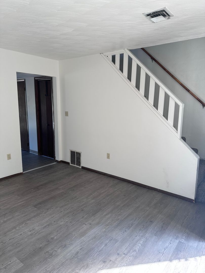 151 N Ridge St unit 161 – photo 4
