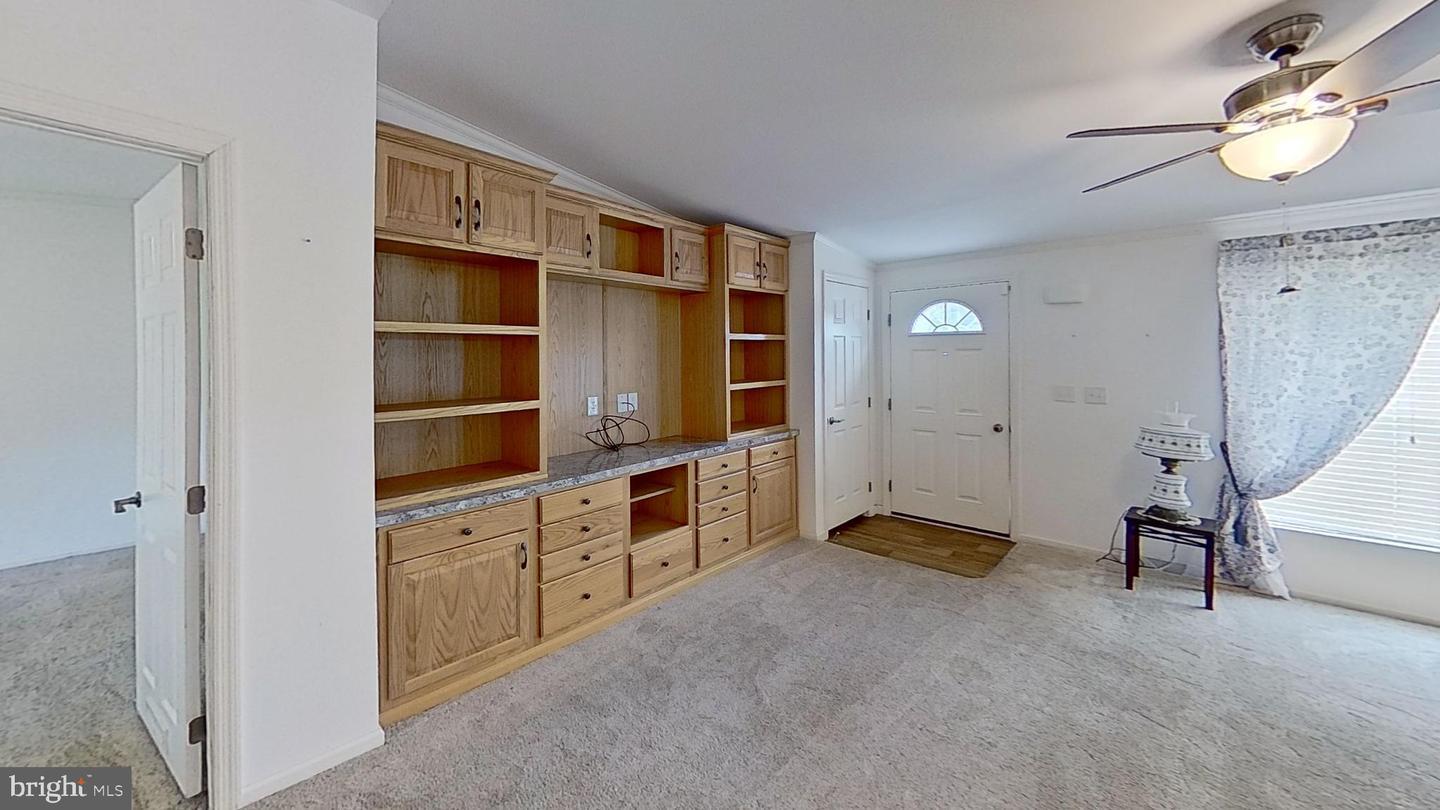 751 Natalie Ln – photo 2