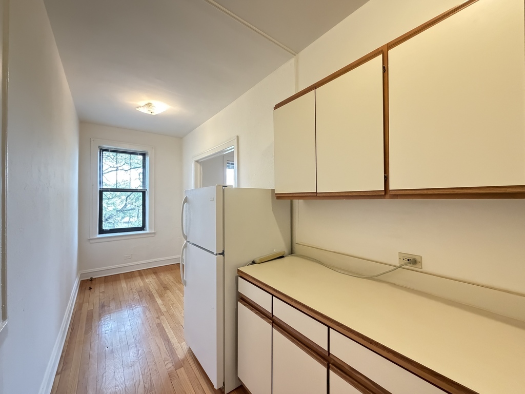 338 Park Ave unit 20 – photo 5