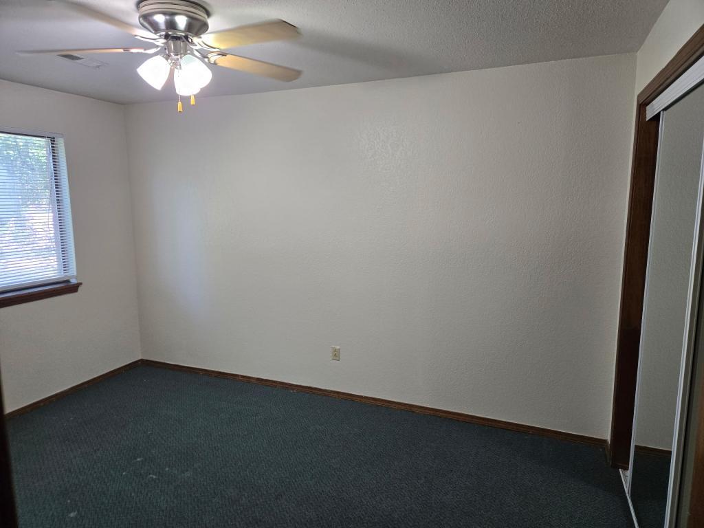 1937 Delwin St unit 3 – photo 5