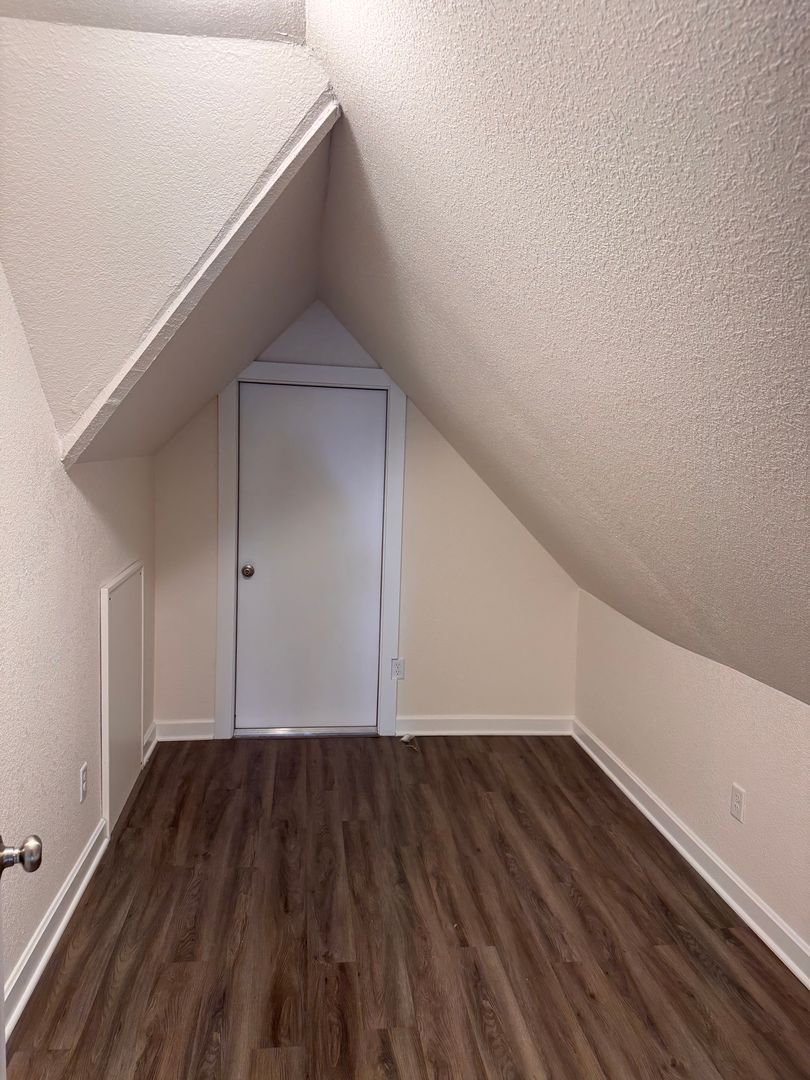 621 S Irvine Ave unit 621 S Irvine Unit F – photo 3