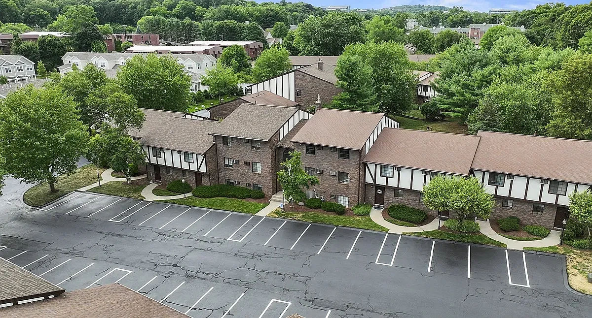Tudor Glen Village – photo 2