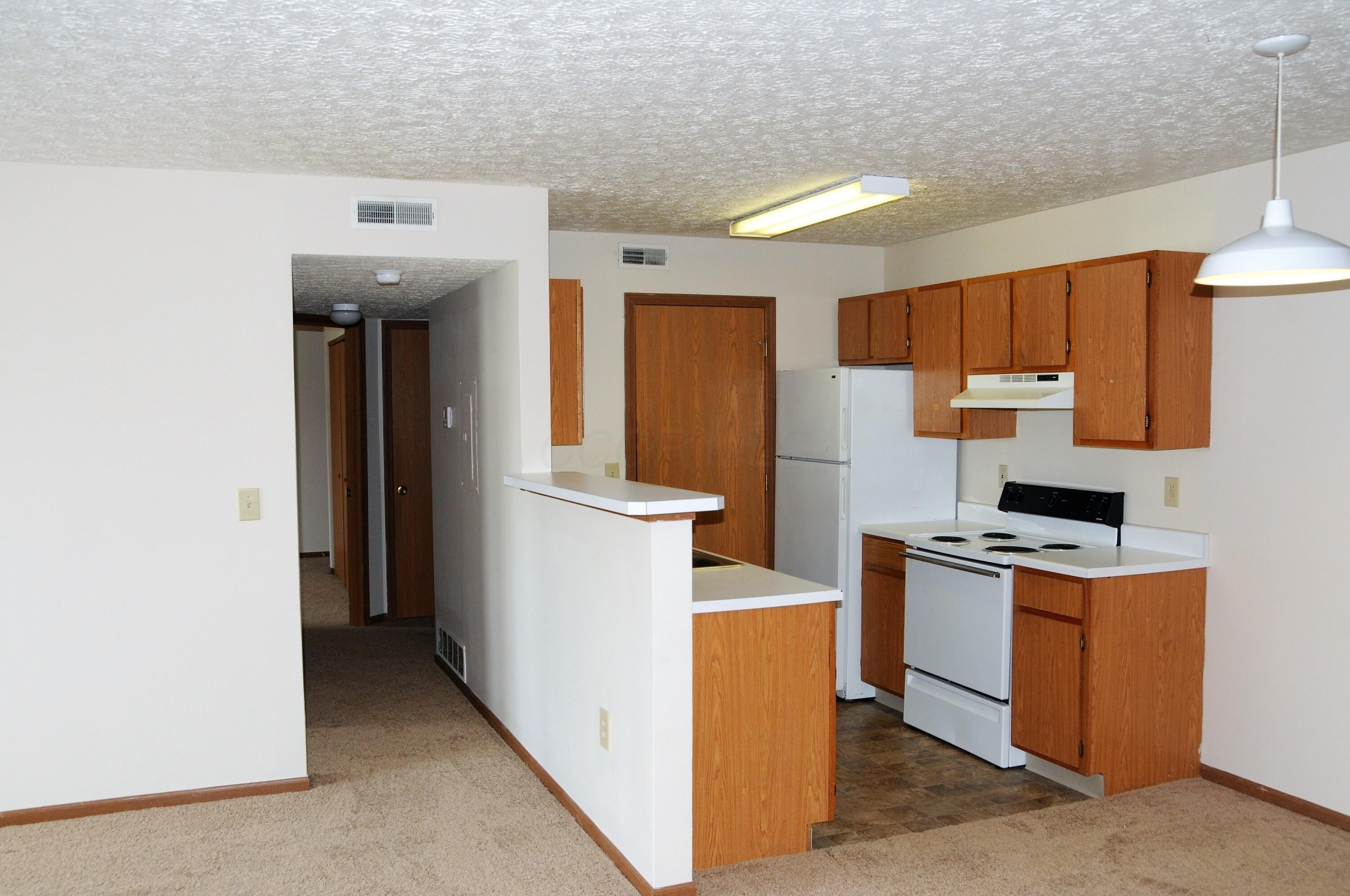 5561 Cedar Springs – photo 3