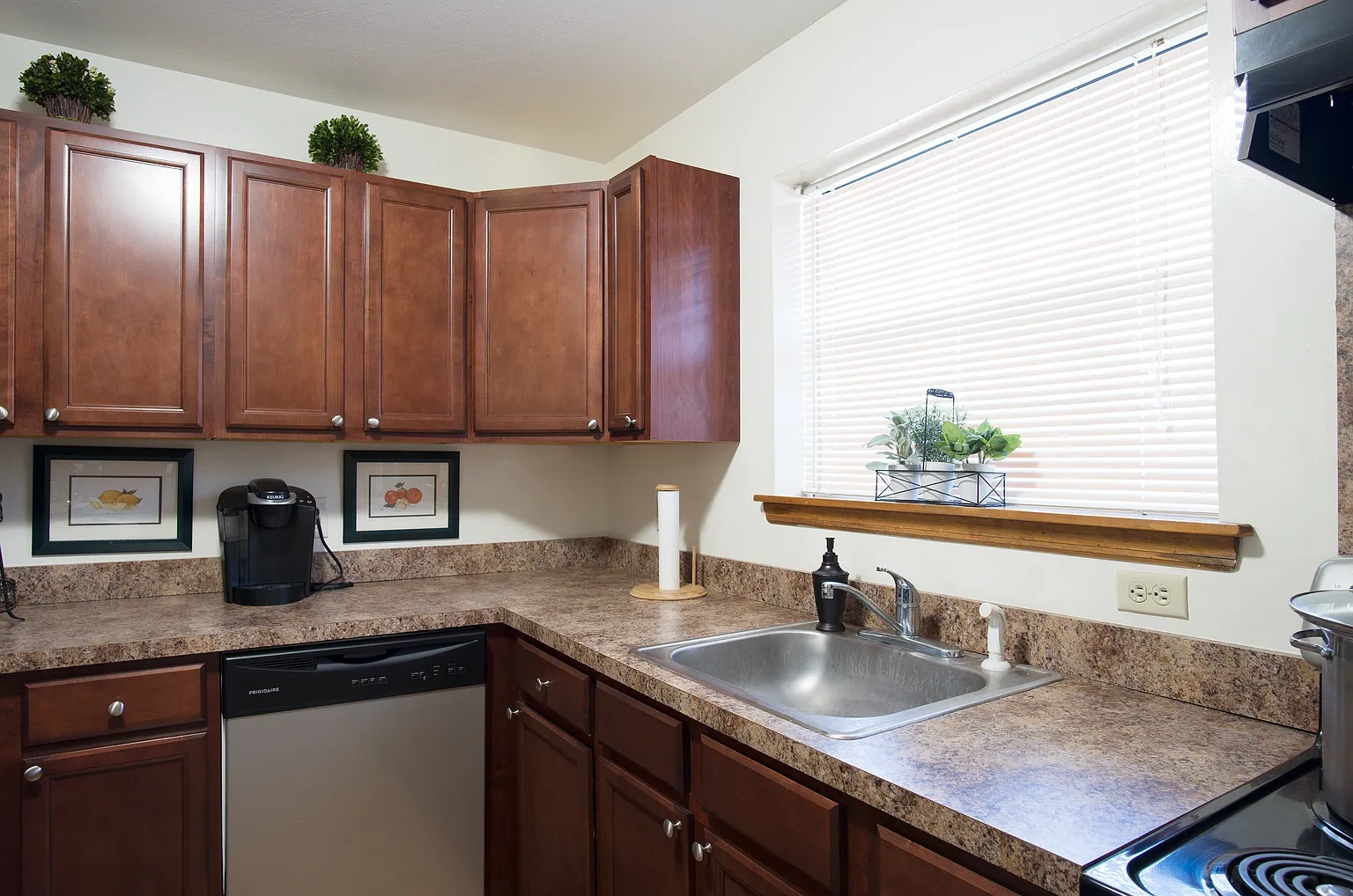 Village Park Apartments – photo 1