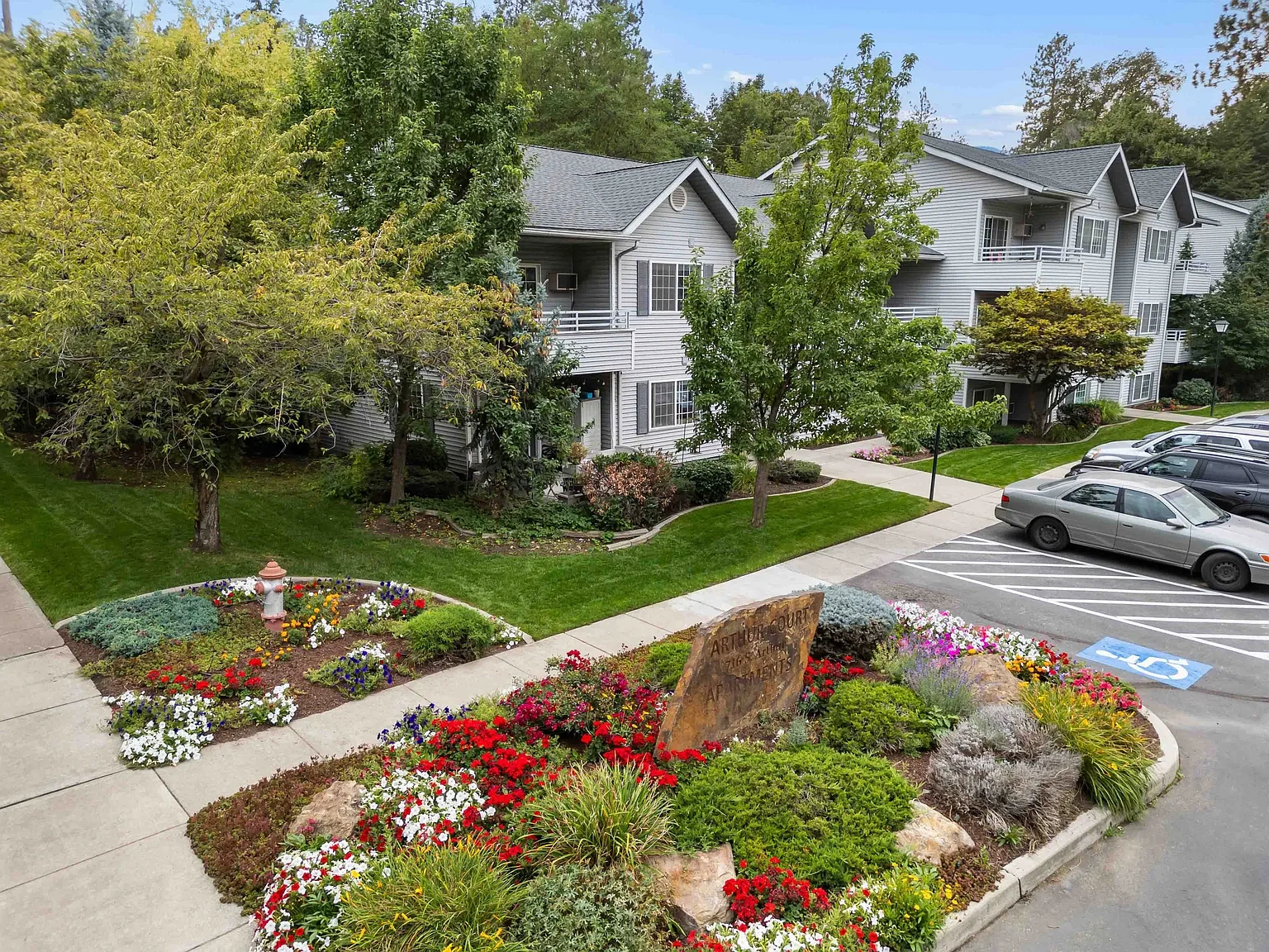 Arthur Court Apartments – photo 2