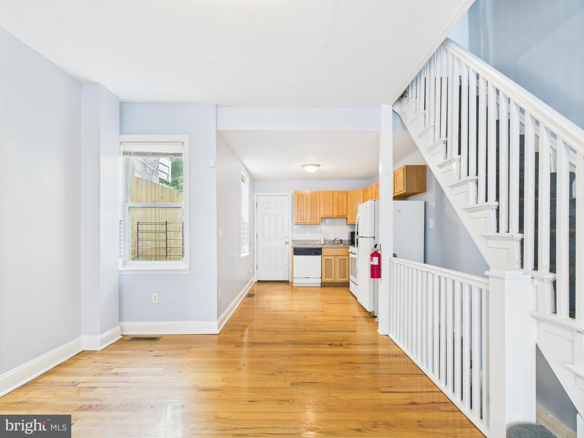 1735 French St – photo 3