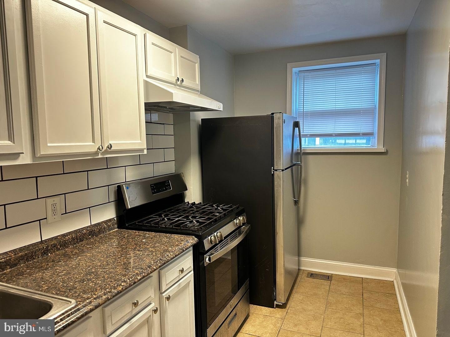4632 Hillside Rd SE – photo 4