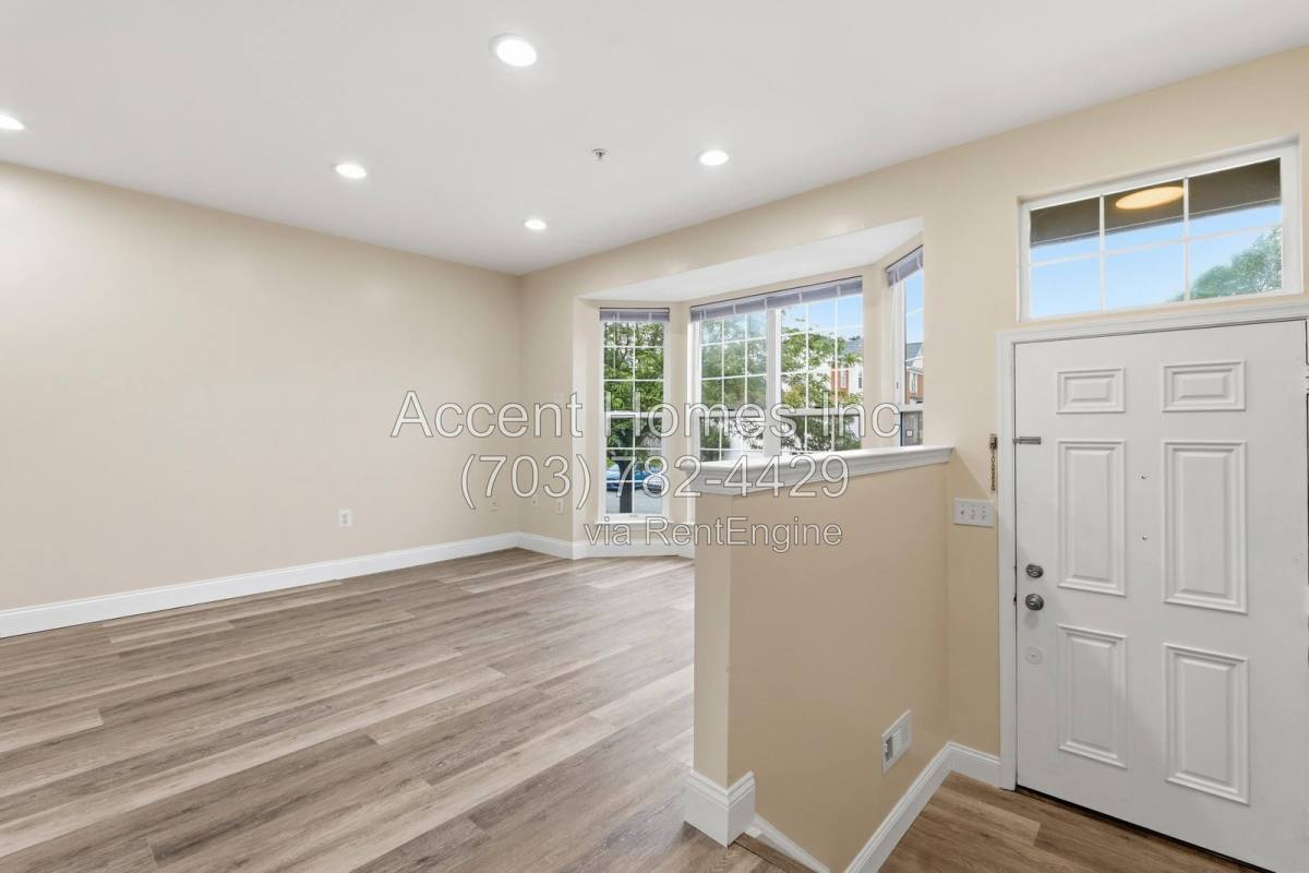 10299 Wimbledon Pl – photo 3