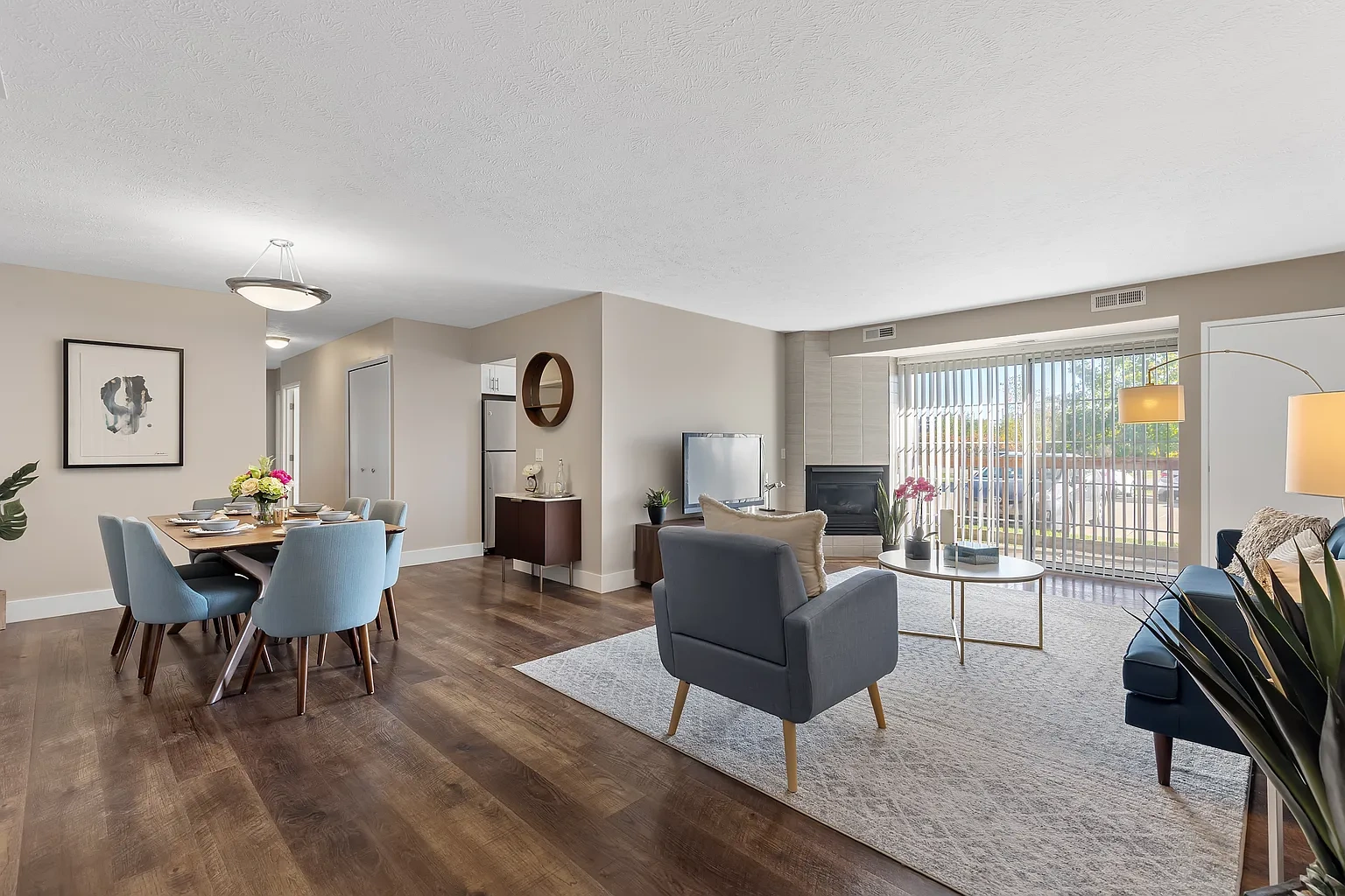 Shady Lake Apartments – photo 4