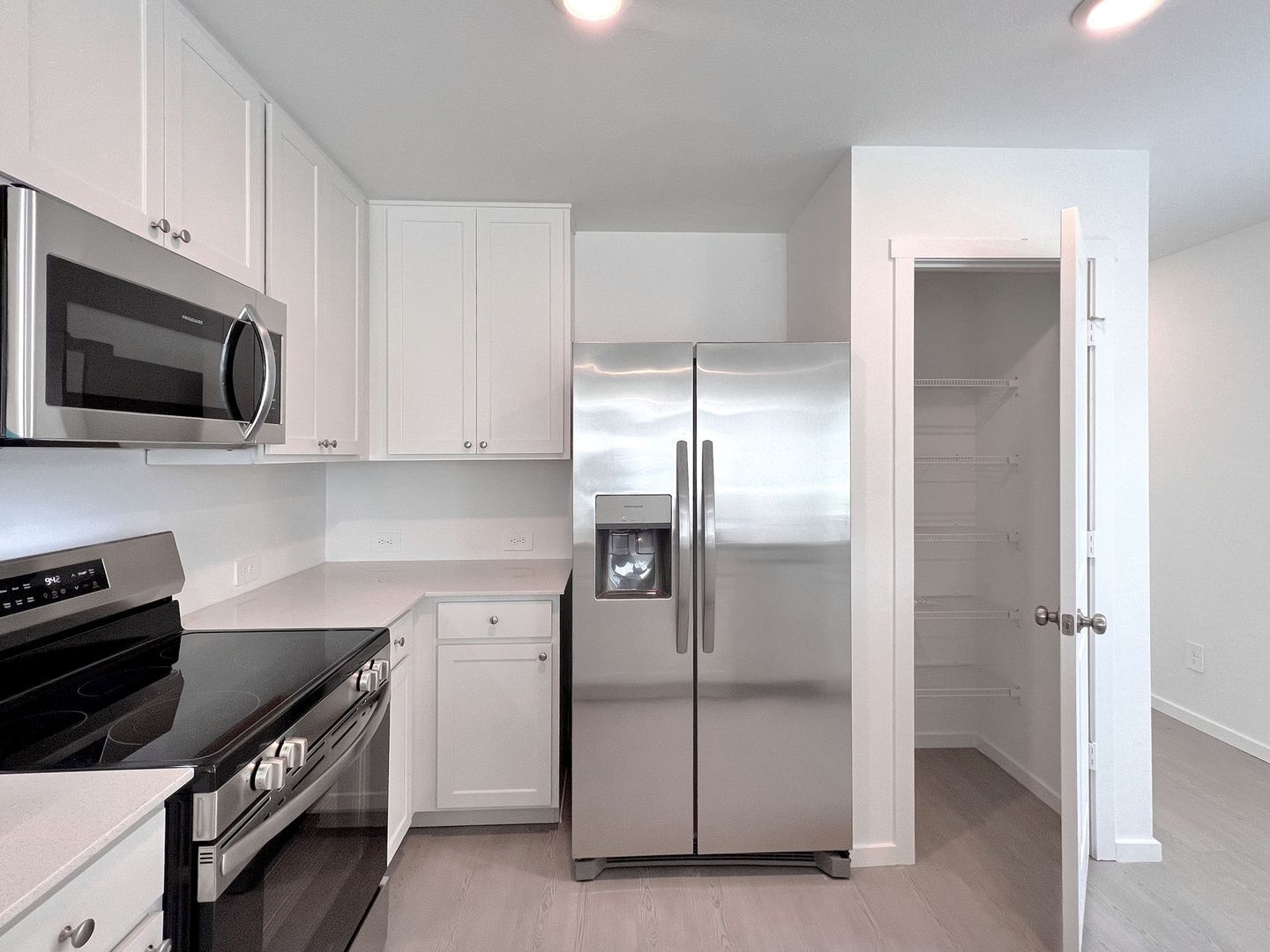 3443 Rover Rd – photo 4