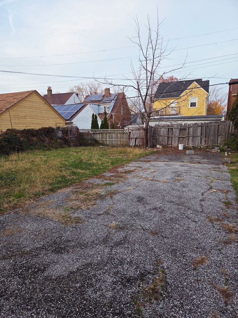 18101 Schenely Ave – photo 2
