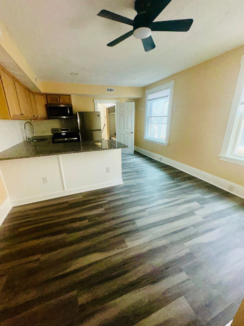 6 N Dooley Ave unit Apt. C – photo 5