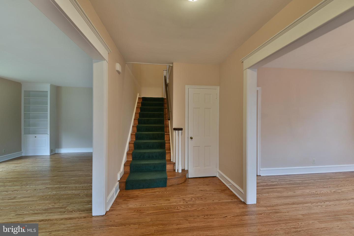 27 Bysher Ave – photo 4