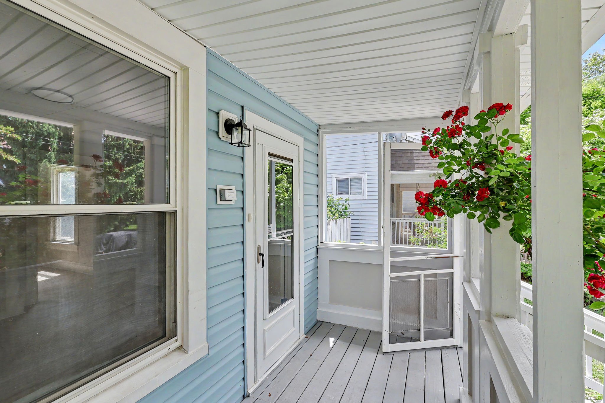 1756 Bruck St – photo 4