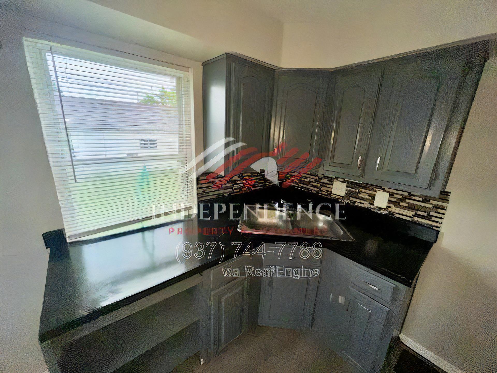 402 Harriet St – photo 5