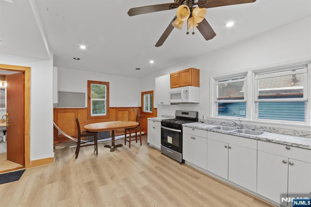 123 Washington St – photo 3