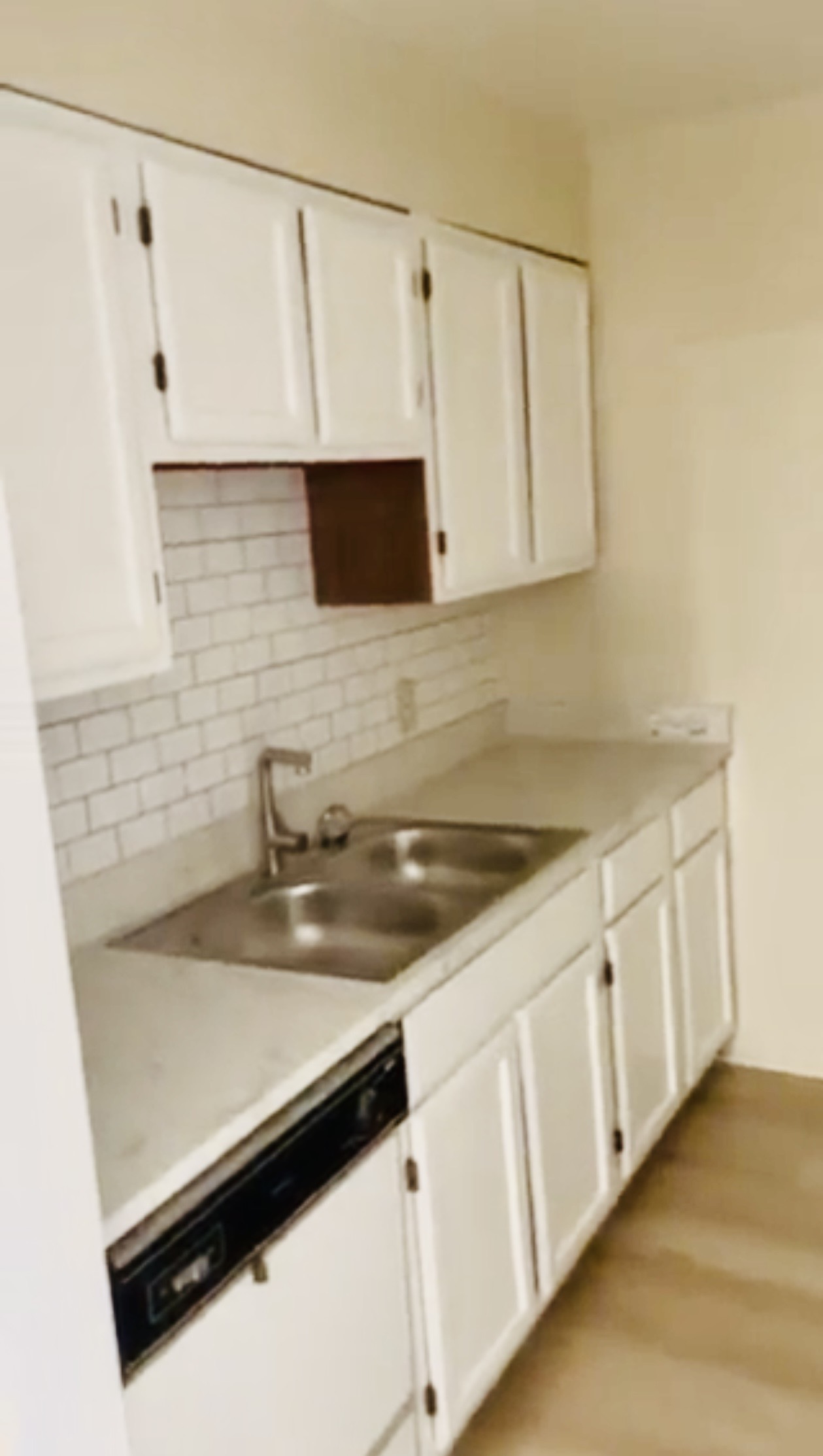 5790 Lee Rd S unit 7 – photo 4