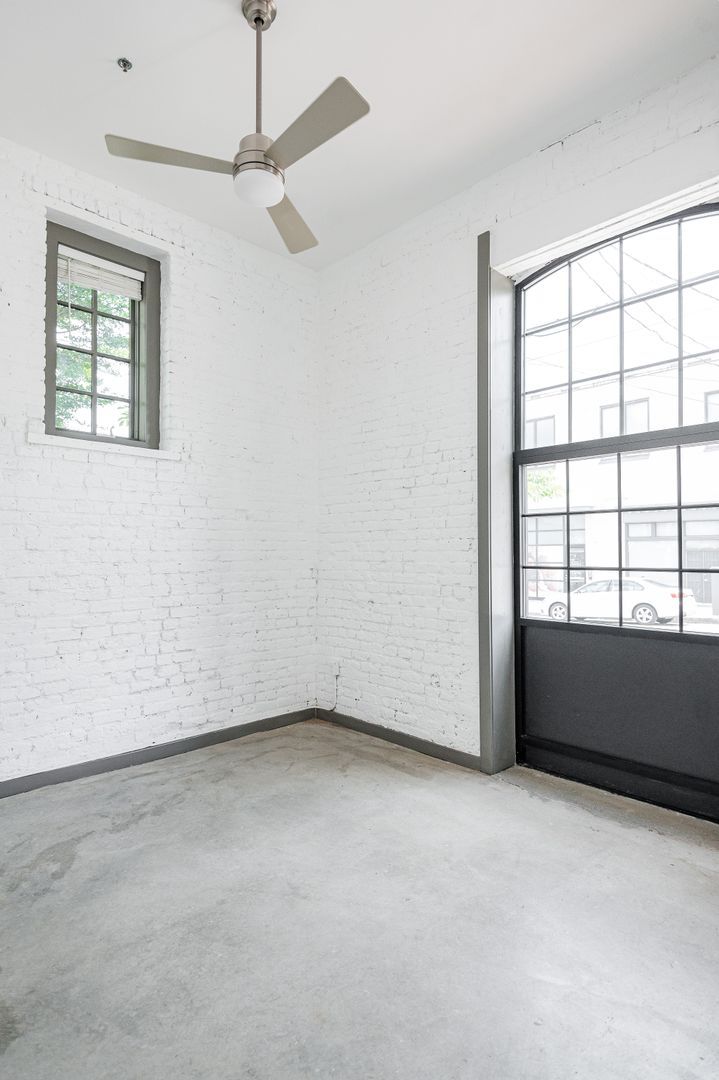 1809 E Franklin St unit 6100 – photo 4