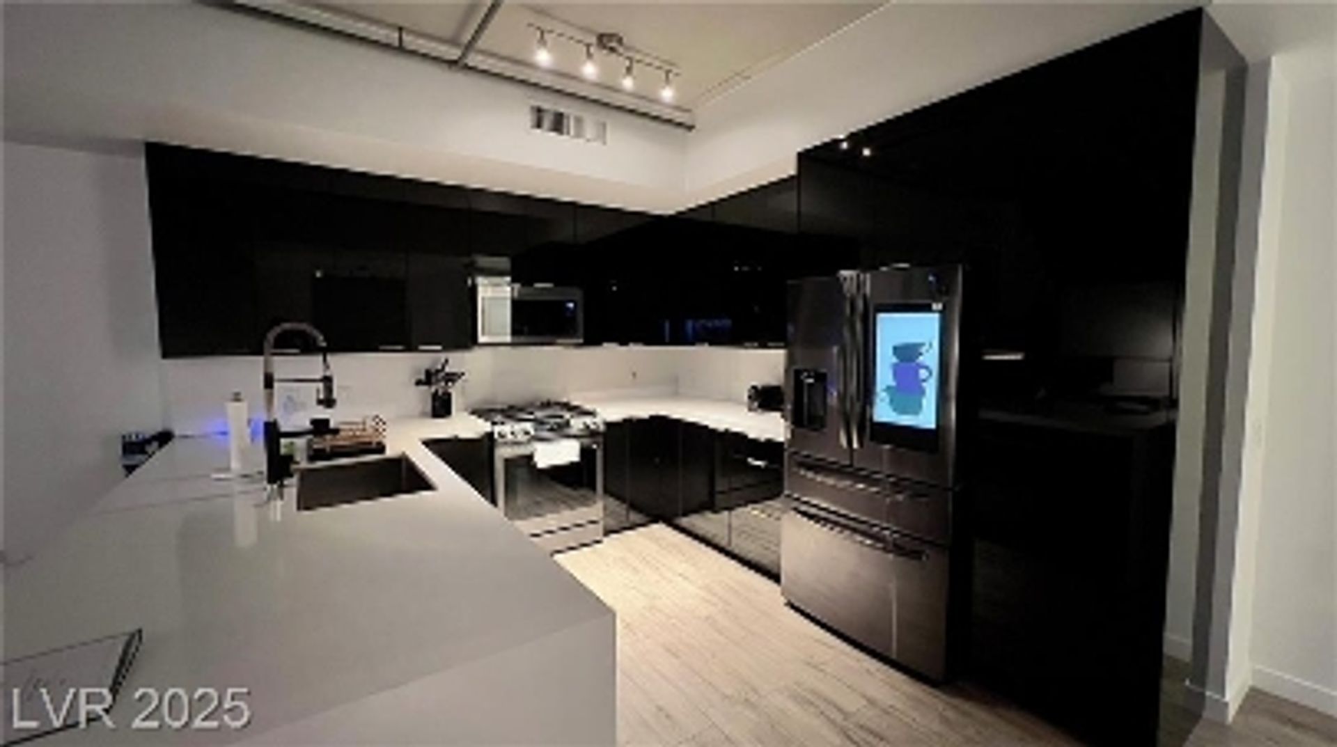 353 E Bonneville Ave unit 1 – photo 3