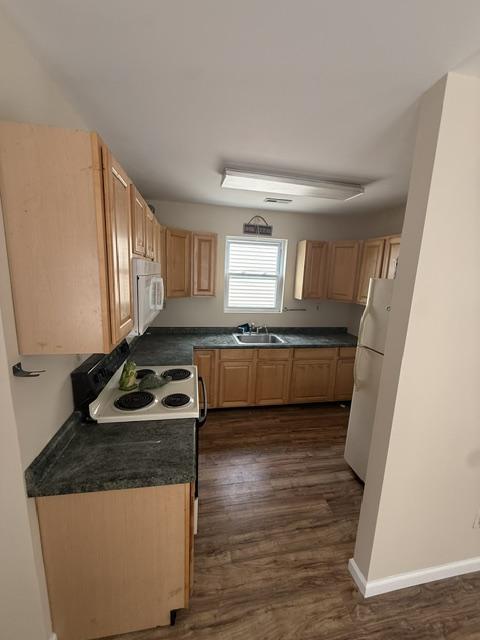 83 Summit Ave unit 2 – photo 2