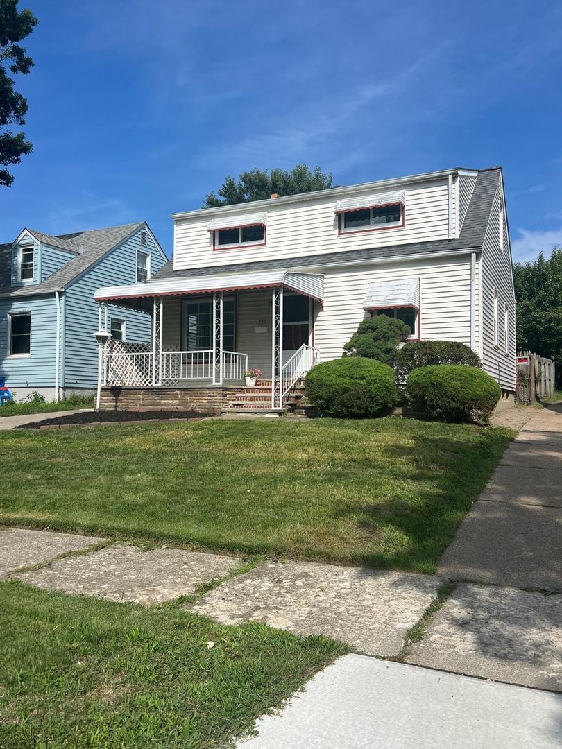 955 E 223rd St – photo 3