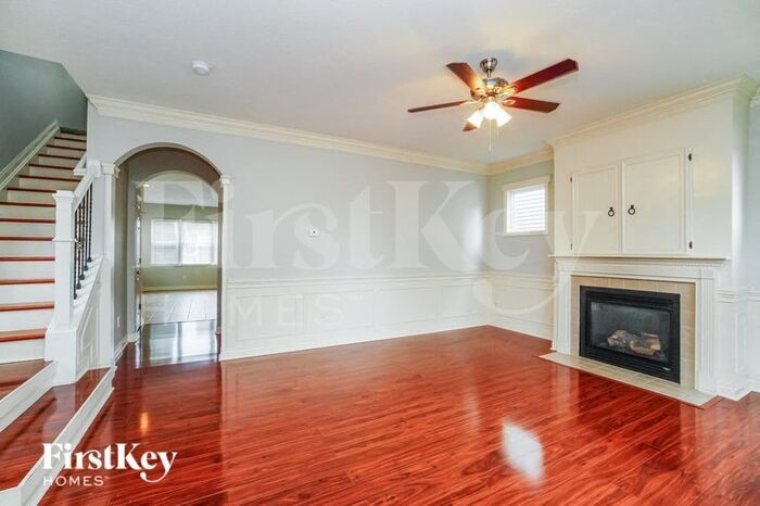 5620 Cardin Blvd – photo 3