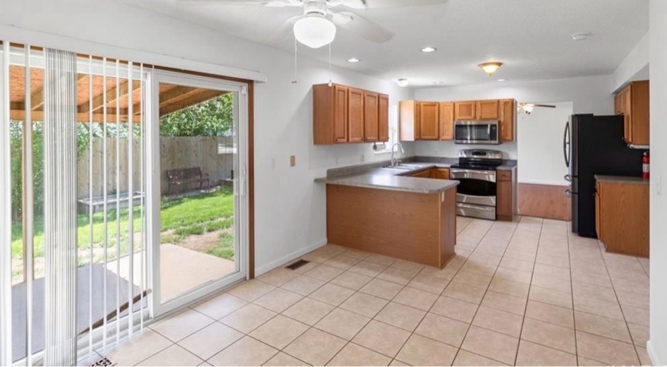 935 Natasha Cir – photo 5