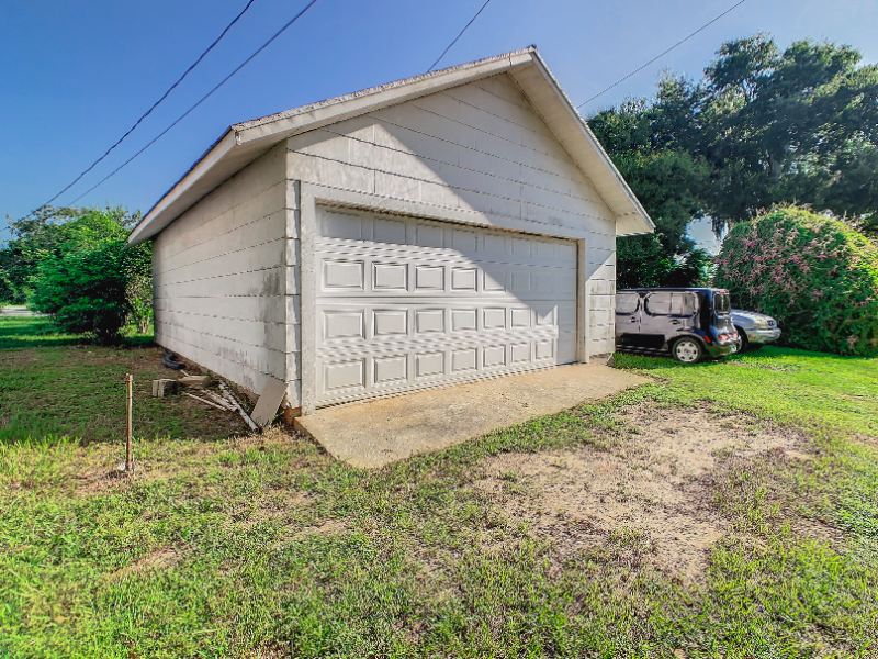 308 W Smith Ave – photo 3