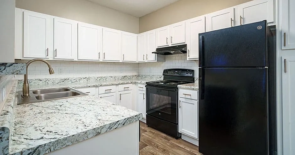 The Falls and Woods of Hoover Apartments – photo 2