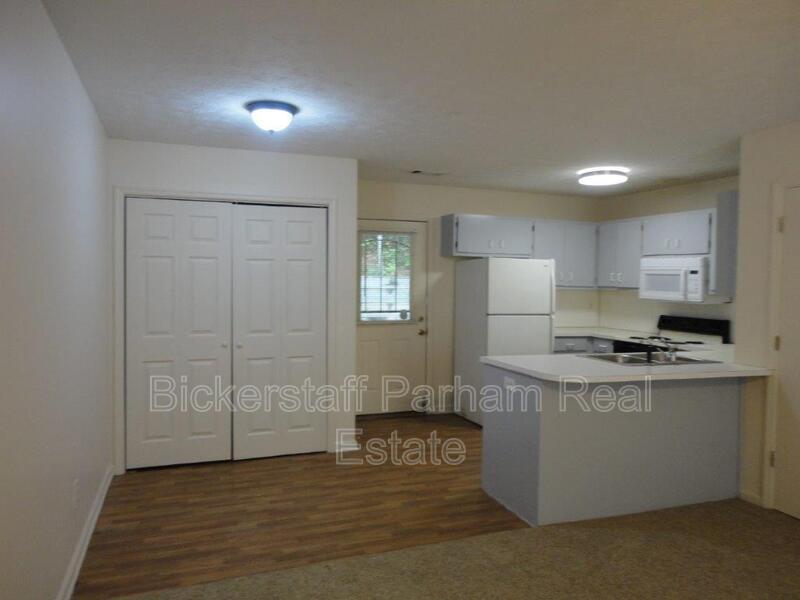 5241 Crystal Ct unit C – photo 4