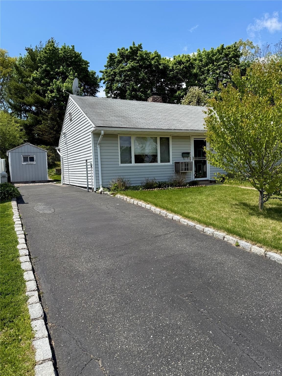 16 W Greenway Cir – photo 2