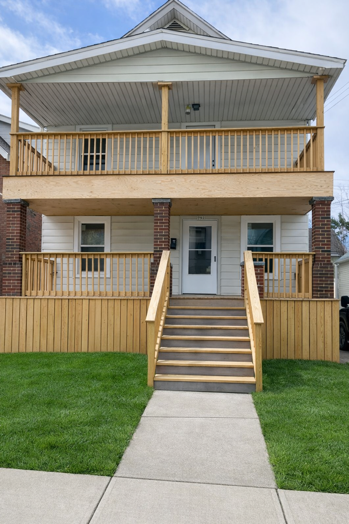 792 London Rd unit Upper – photo 1