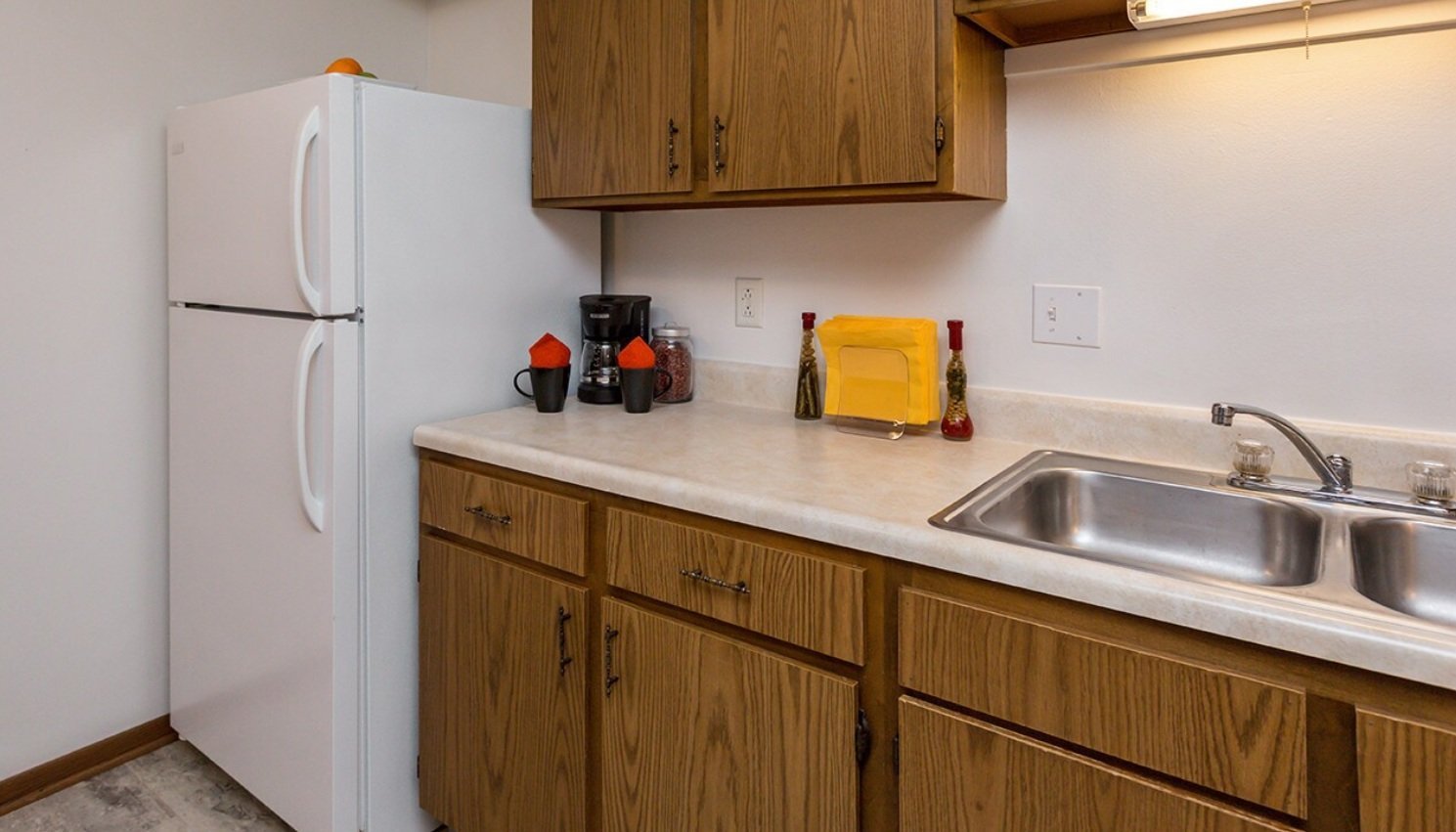 1425 N 11th Ave E unit 101 – photo 5