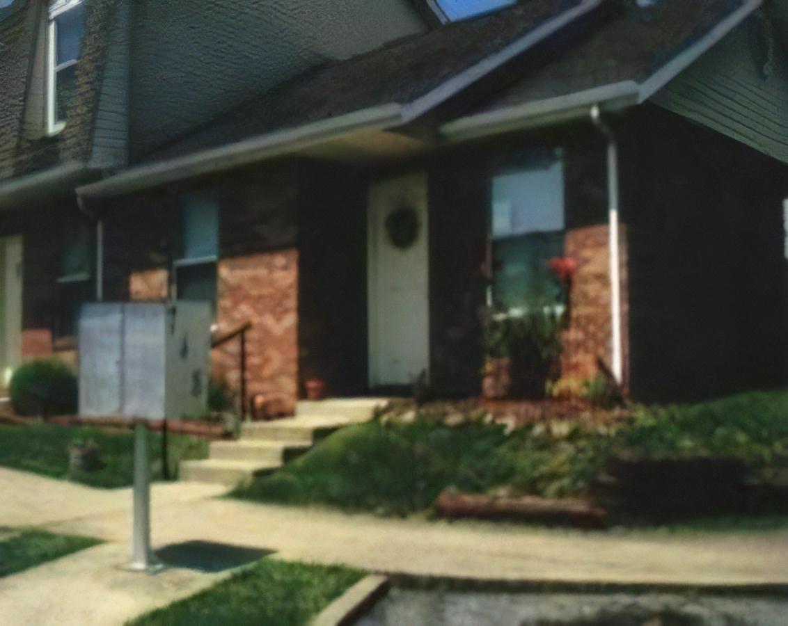 748 Main St – photo 4