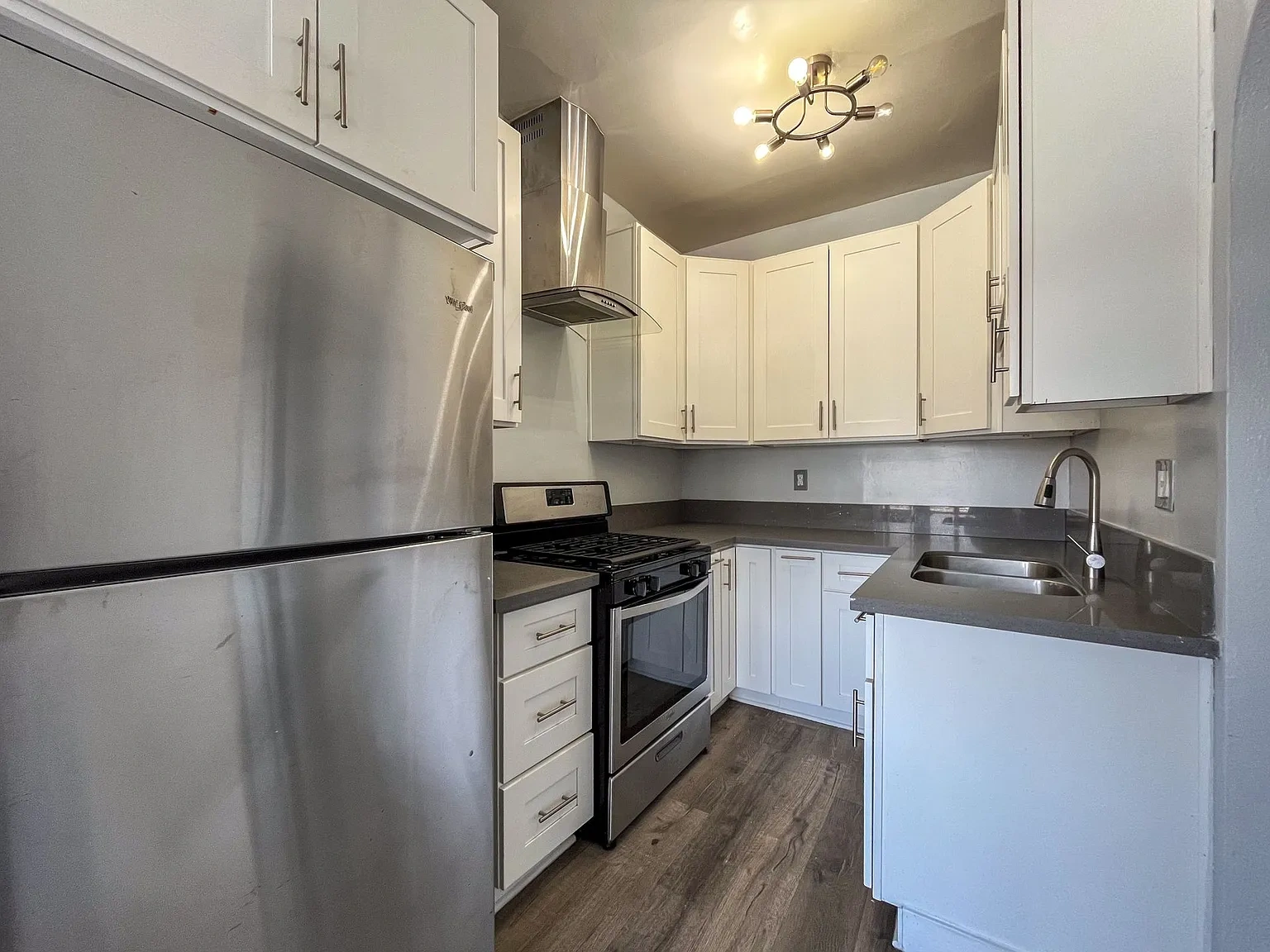 636 Chestnut Avenue – photo 2